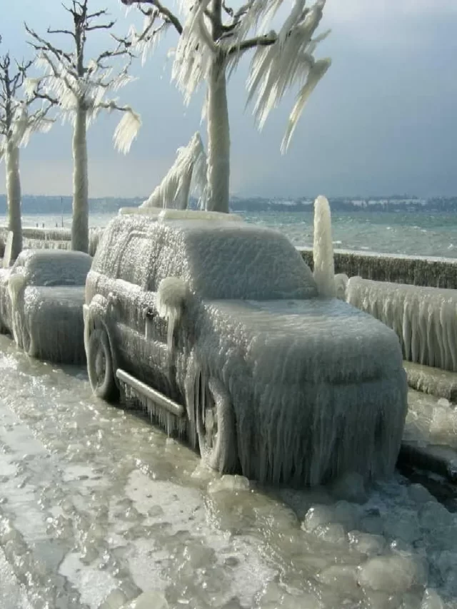 This is Why You Shouldn’t Park Car Near The Water In Geneva During The Winter